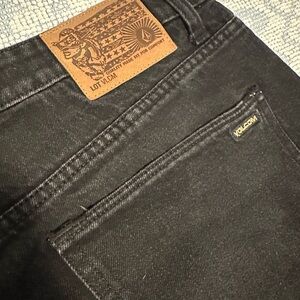 VOLCOM Men’s Black/Charcoal Denim Jeans Sz 36x31